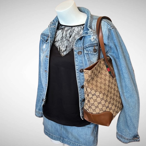 A288 - ๐ฏ % authentic Gucci shoulder bag - Picture 3 of 16